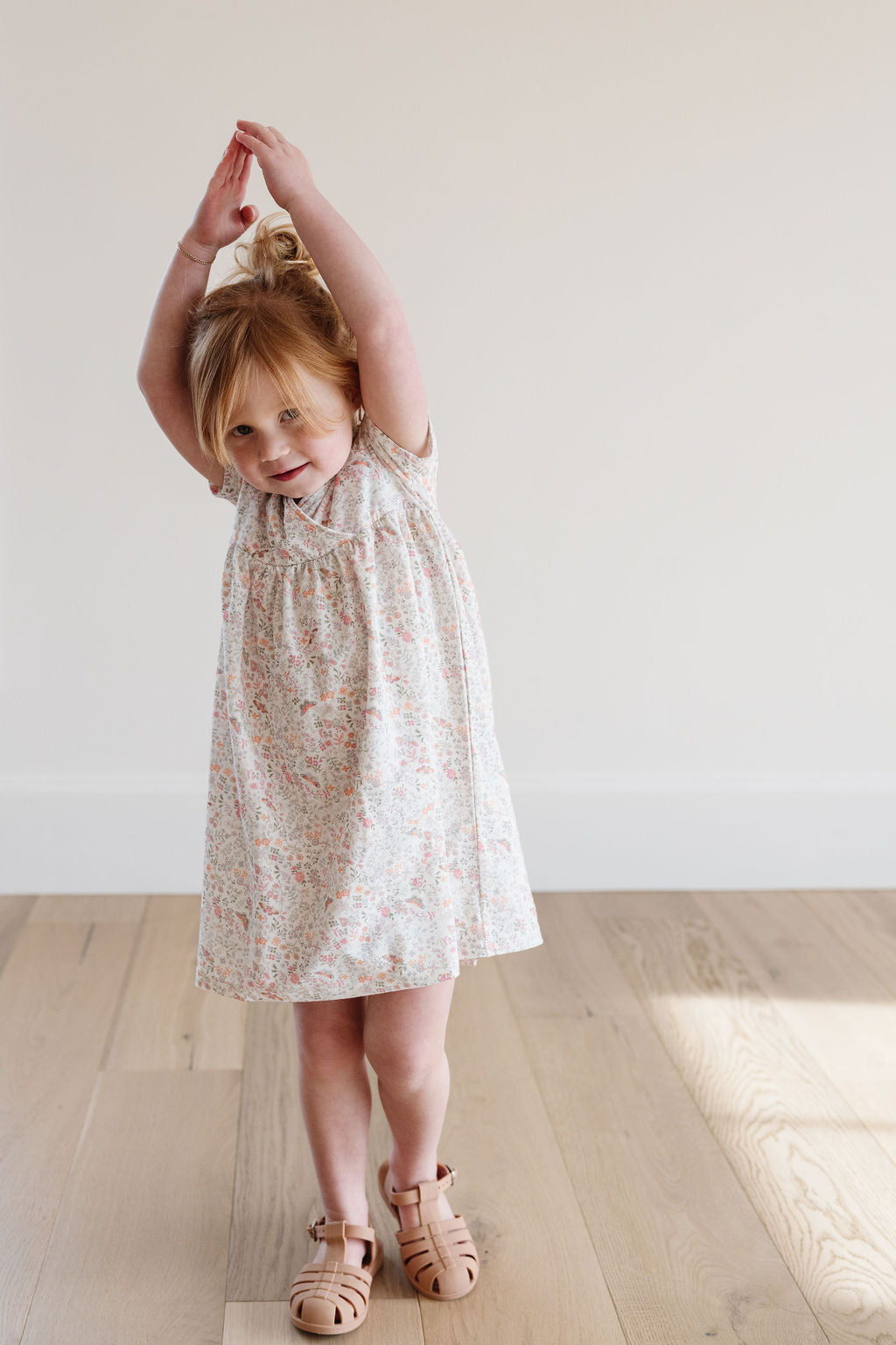 Crosstop Dress in Flutter and Bloom