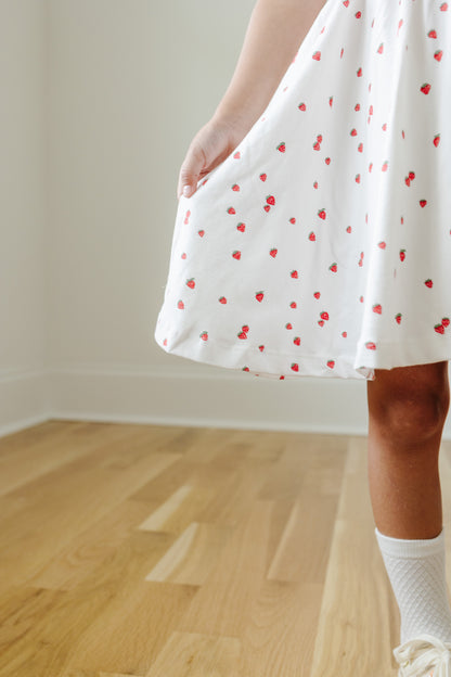 Everyday Dress in Strawberry