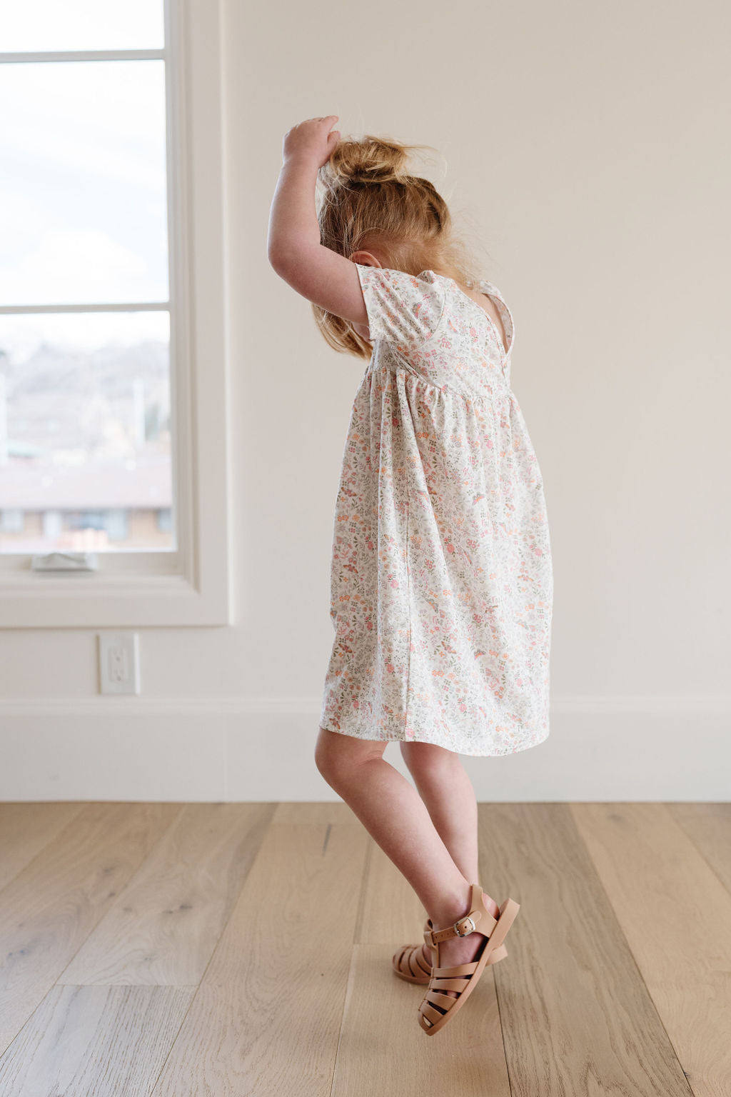 Crosstop Dress in Flutter &amp; Bloom